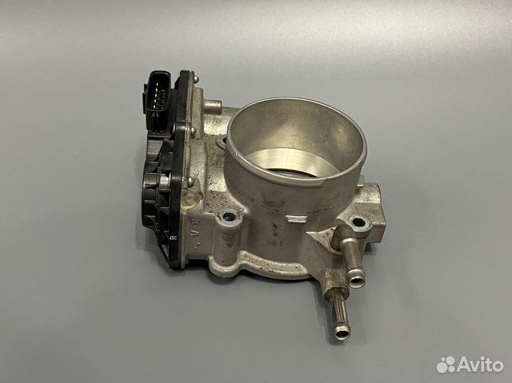 Дроссельная заслонка toyota 220300V040