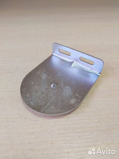 Отражатель на прицеп белый круглый на кронштейне