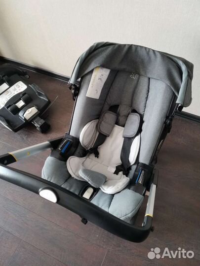 Коляска автокресло doona с базой isofix