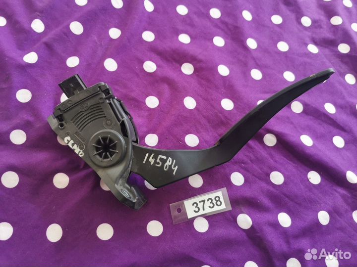 Педаль газа