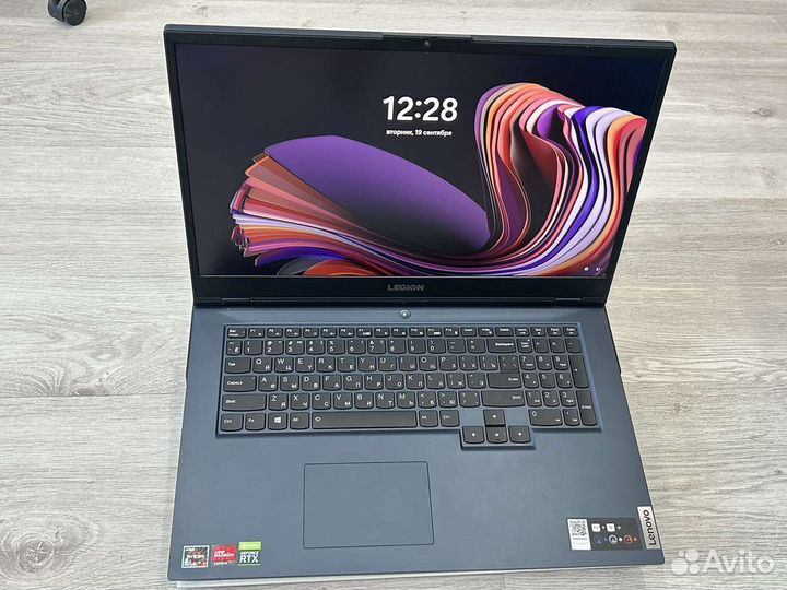 Lenovo legion 5 5600H RTX 3070, 17дюймов, 3.3GHz