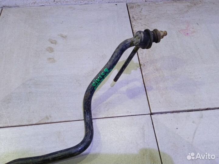 Стабилизатор передний