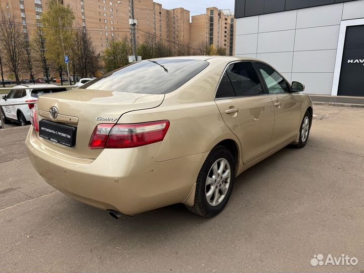 Toyota Camry 2.4 AT, 2011, 326 000 км