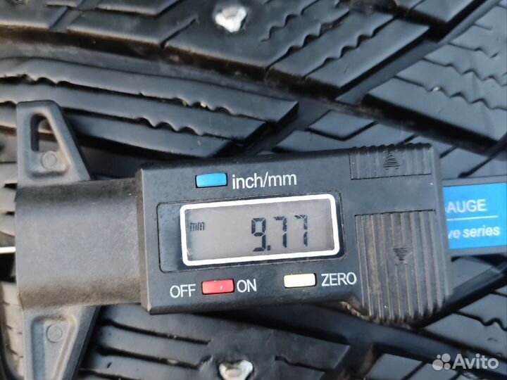 Goodyear Ultragrip Ice Arctic 245/40 R18 97T