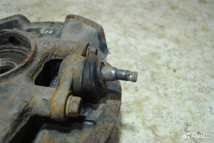 Кулак передний левый Elantra HD Kia Ceed ED