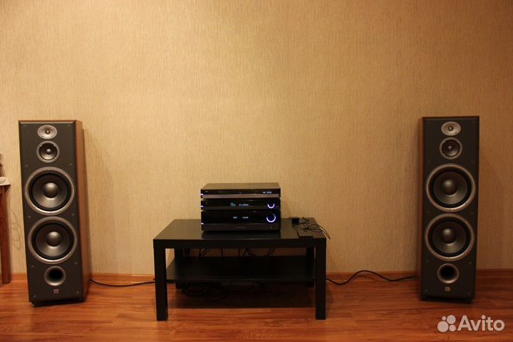Колонки JBL E100