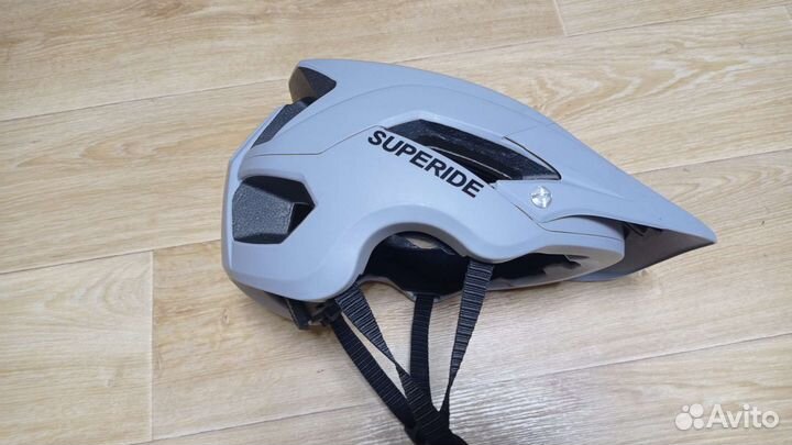 Кросс-кантрийный шлем superide