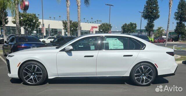BMW 7 серия 3.0 AT, 2023, 110 км
