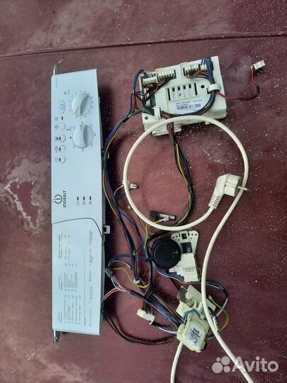 Эбу (мозги) стиральной машины indesit wiun105