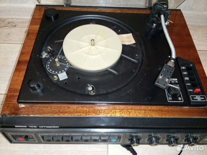 Проигрыватель винила Вега 108 стерео