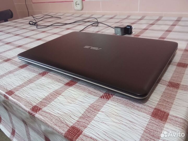 Тонкий asus для работы и не только