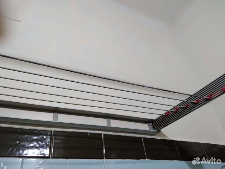 Вешалка-сушилка. Настенная