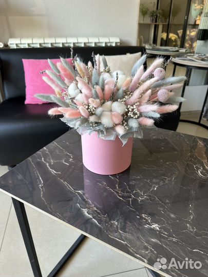 Композиции и букеты из сухоцветов