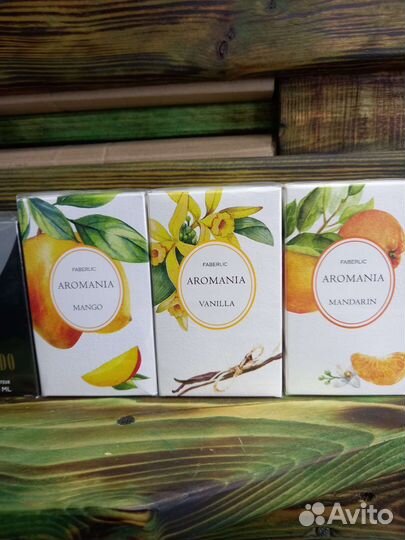 Туалетная вода, набор косметики