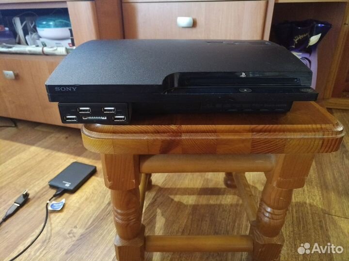 Продам sony playstation 3 slim
