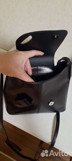 Сумочка новая натур кожа Roberto Buono