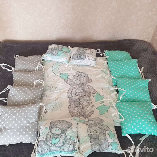 Бортики в кроватку