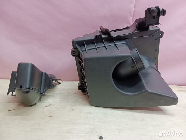 Корпус воздушного фильтра Ford Focus 2 2004-2011