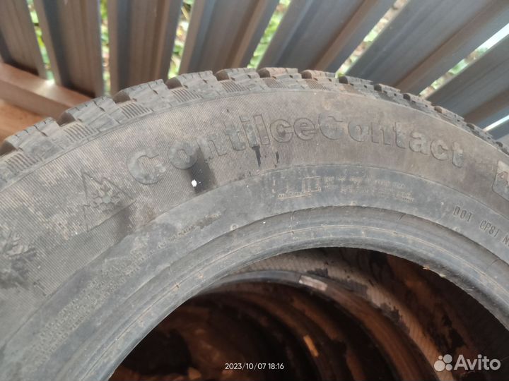 Continental ContiIceContact 4x4 235/65 R17