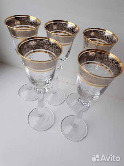 Рюмки, стаканы. бокалы с позолотой Чехословакия