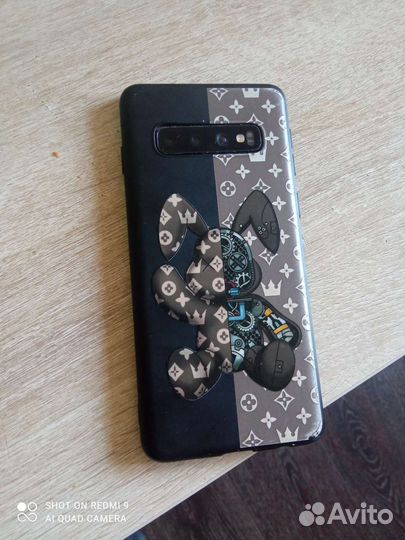 Продам самсунг galaxy s10