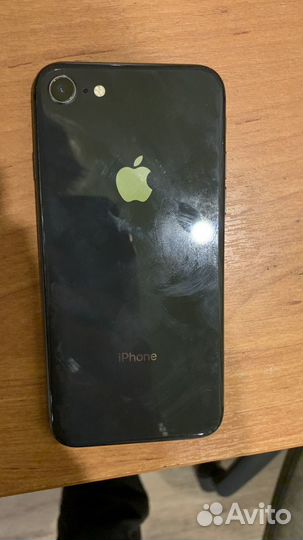 iPhone 8, 64 ГБ