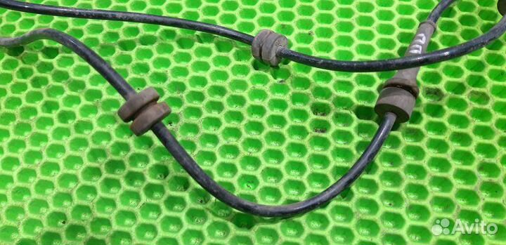 Датчик ABS передний Nissan Tiida C11