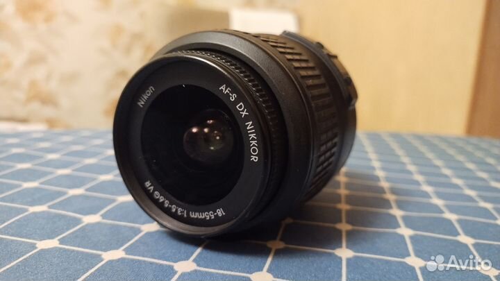 Объектив Nikon DX 18-55 мм 3,5-5,6G VR