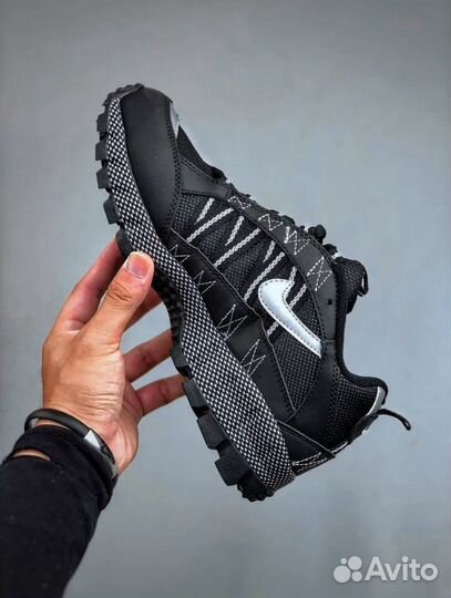 Кроссовки Nike Air Humara QS