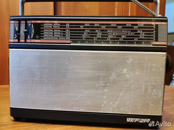 Радиоприемник VEF-214 (с FM 88-108)