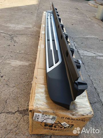 Пороги Toyota Highlander 2021-2023