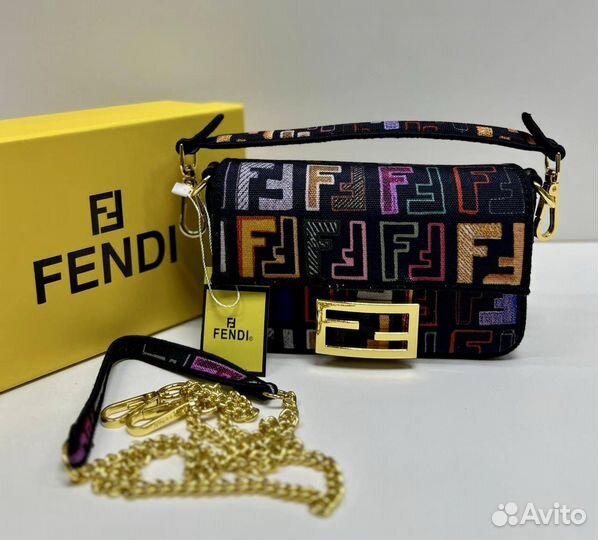 Женская сумка fendi