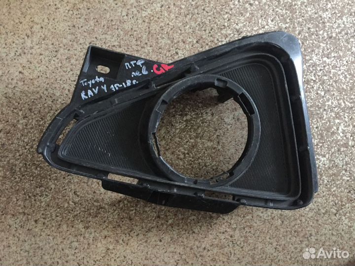 Накладка птф левая Rav4 рав-4 2015-20 5212842160
