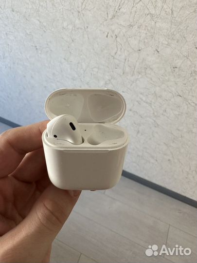 Airpods 1