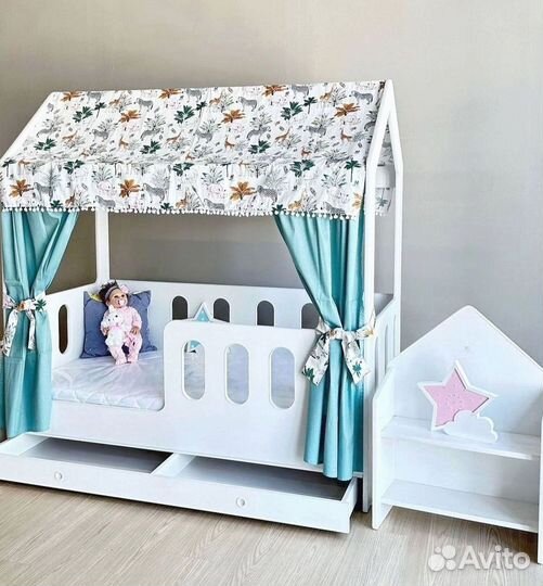 Детская кроватка домик + матрас в подарок