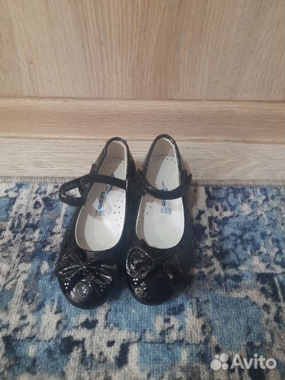 Туфли для девочки 27 размер