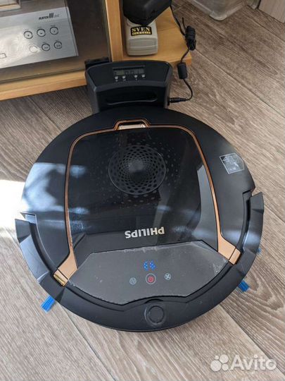 Робот пылесос Philips FC8820