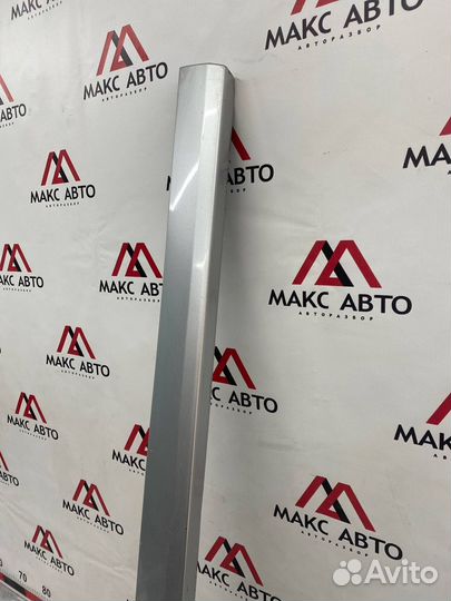 Б/У накладка двери внешняя (молдинг) передний