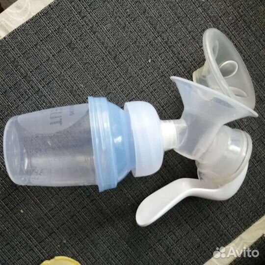 Молокоотсос ручной avent и накладки