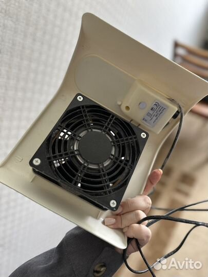 Подставка для рук маникюрная, пылесос для маникюра