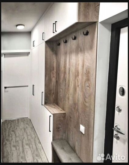 Шкаф в прихожую узкий