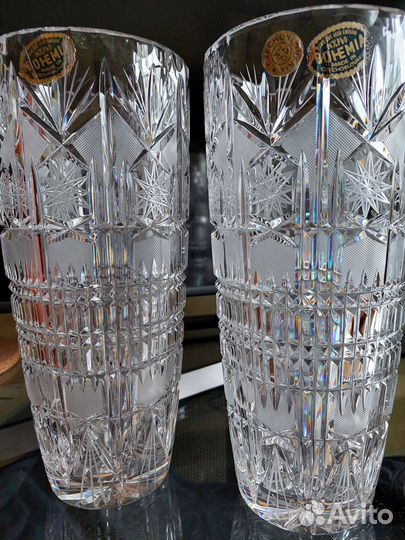 Большая хрустальная ваза для цветов