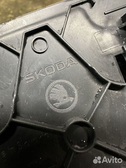 Skoda Rapid блок usb aux