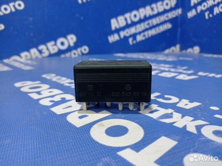 Реле Mercedes-Benz W202 седан 111941 1995