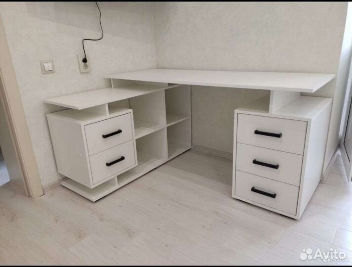 Компьютерный стол скму 3