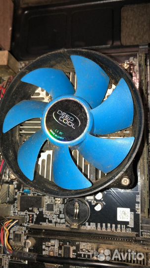 Материнская плата с процессором