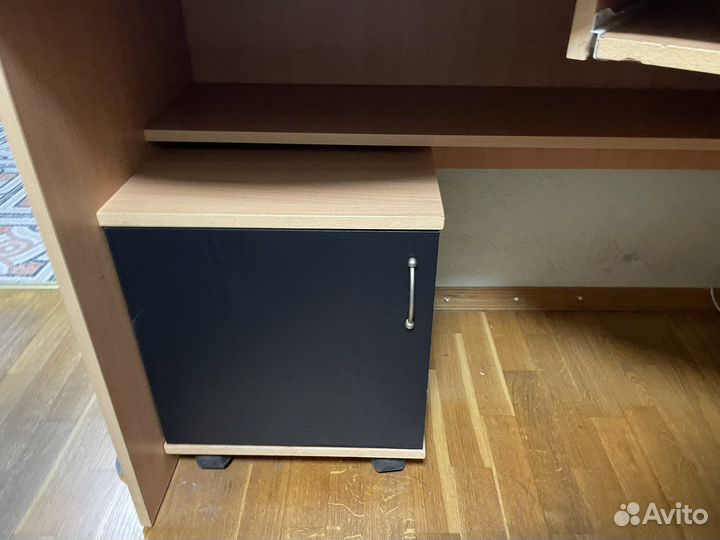 Стол для компьютера стол офисный ящики стеллаж