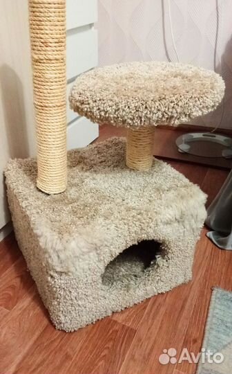 Домик с когтеточкой