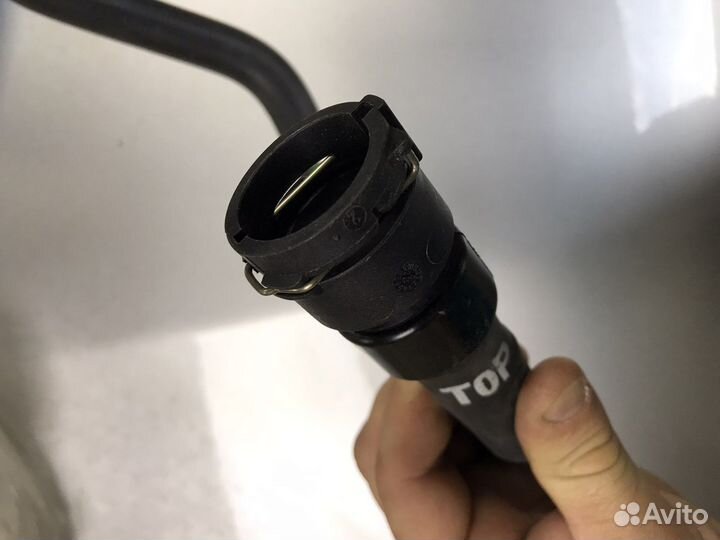 Впускной патрубок Land Rover Freelander 2, ориг