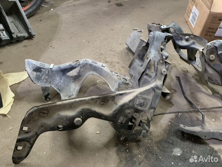 Телевизор подфарник правый BMW e65